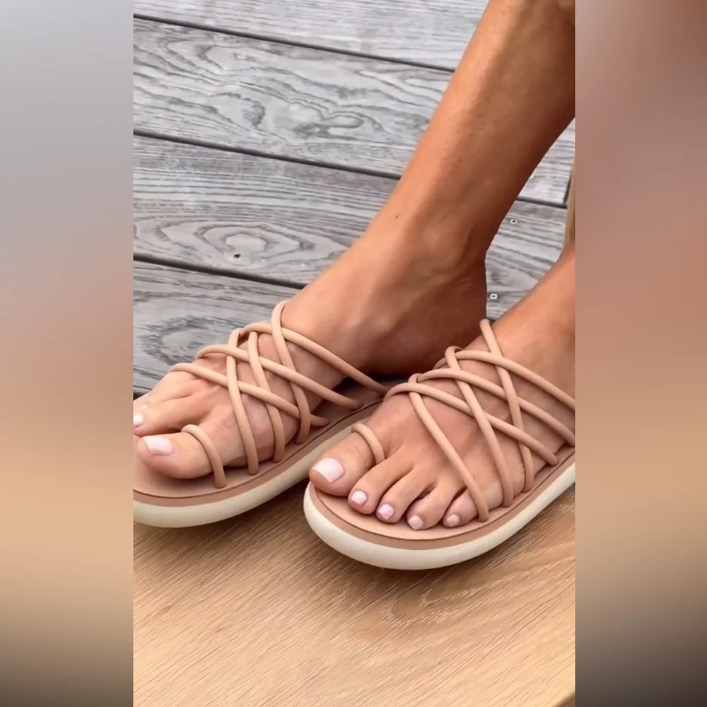 beek Women’s Strappy Neutral Tan Slide Sandals